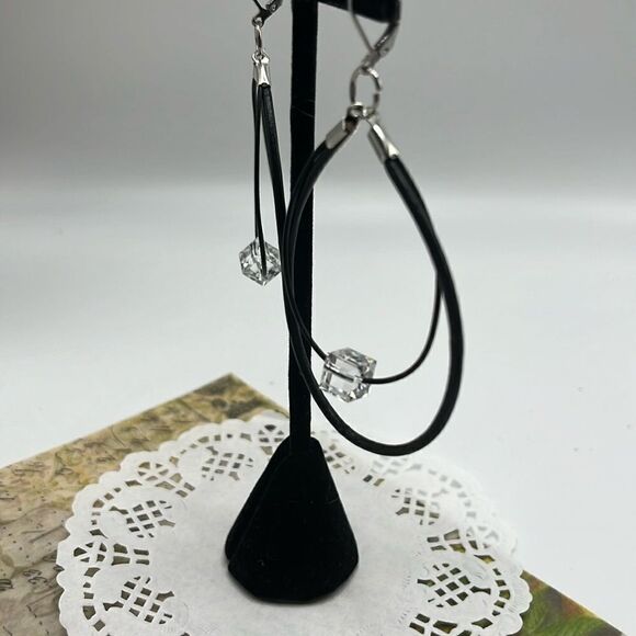 Swarovski Crystal Black Two Leather Cord Dangle Earrings- Handmade NEW - Picture 5 of 10